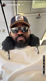 jon-is-already-on-his-way-to-the-uk-v0-p0d8jr7titwc1