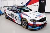 BMW-330i-BTCC-1