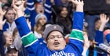 canucks-fan-wave
