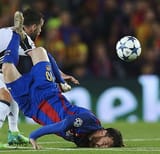 3F65534E00000578-4428540-The_image_of_Lionel_Messi_falling_on_his_face_summed_up_Barcelon-a-66_1492688114215