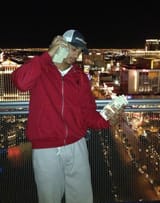 picture-of-kane-holding-stacks-of-cash-stirs-social-media-hornets-nest