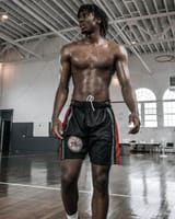 tyrese-maxey-shirtless-smile-hair-1038x1298-2560753884