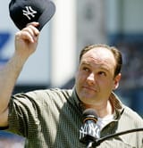 Yankees_Cap_Sopranos_Gesture