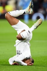 Mbappé caída viral