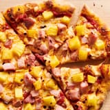 HAMREX2-pineapple-ham-pizza-qwct-mediumSquareAt3X