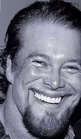 Kevin R. Nash finner