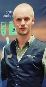 Elias Pettersson Thinking