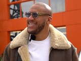 Ciryl_Gane_en_visite_au_centre_d&#039;entraînement_du_MHSC_(cropped)
