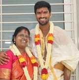 Washington-Sundar-with-his-mother