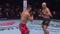 Volkanovski vs Topuria leg kick spin around replay_thumb.jpg
