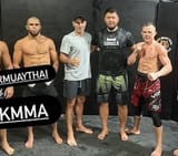 yan-vs-mokaev-size-difference-v0-6bzfwi3iwmcc1