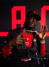 elly chains