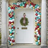 christmas-door-balloon-arch-kit-novelty-candy-cane-1038-1-p[1]