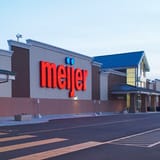 20190201_1x1_meijer-storefront