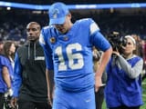 detroit-lions-quarterback-jared-goff-16-walks-off
