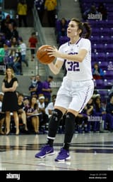 20-dec-2015-tcu-horned-frogs-forward-caitlin-diaz-32-sets-up-for-a-3-pointer-during-the-ncaa-womens-basketball-game-between-southern-utah-thunderbirds-and-the-tcu-horned-frogs-at-ed-and-rae-