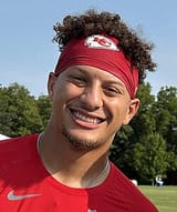 Patrick_Mahomes_Chiefs_Military_Appreciation_8123166_(cropped)