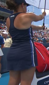 thicc ballgirl that kinda looks like chubby iva