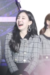 NAYEON_LOL