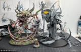 vizzik-scour-size-comparison-he-isnt-so-tall-v0-oms073s9bprd1