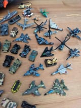 some-military-help-identifying-v0-tedby8tmxsvb1_jpg