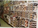 toysrus shelves