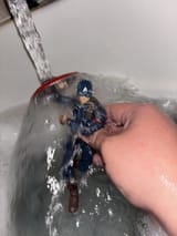 bathtub-brawl-v0-rdw9z7iz2kgf1