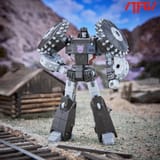 TF-HEARTS-OF-STEEL-TIMELINES-MEGATRON-AND-TIMELINES-BUMBLEBEE-12