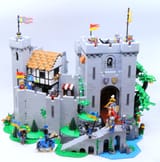 LEGO-10305-Lion-Knights-Castle-Set-1386x1400