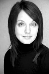 Clare-clare-thomas-737139_398_600[1].jpg.opt400x603o0,0s400x603