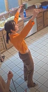 1704947561029687