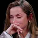 Ana de Armas Hot Ones [12.26-12.40]_thumb.jpg