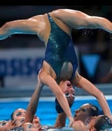 olympic-water-ballet-splits