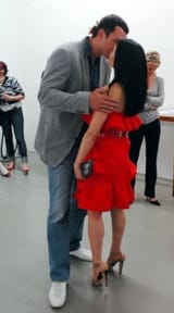 Lucy-Liu-with-Ukrainian-boxer-Wladimir-Klitschko-kissing