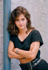 Courteney-Cox-Through-The-Years-2