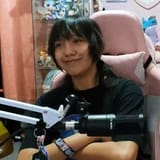 josie smug