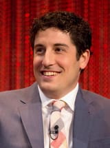 Jason_Biggs_at_Paley_Fest_Orange_Is_The_New_Black_(cropped)