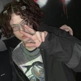 bladee peace sign 3