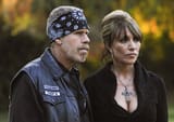 sons_of_anarchy_tv_show_image_katey_sagal_ron_perlman_01