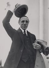 d-w-griffith-1920-crop