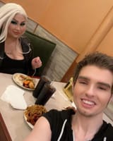 Lunch with the fam #fyp #foryoupage #bodypositive #bodypositivity #wifey #thick #latina #food #restrarunt