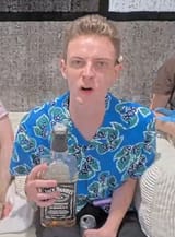 1735552619451203