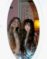 Malina Weissman sis