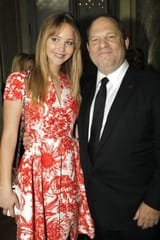jennifer-lawrence-harvey-weinstein-people-defile-dior-haute-couture-automne-hiver-2012-2013-273x410
