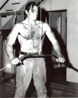 actor-singer-clint-walker-working-out-his-6ft-6-240-pounds-v0-2c0r36r81ehe1