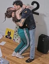 kissing
