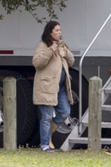A-very-pregnant-Jessica-Biel-on-the-set-of-her-new-movie-The-Devil-and-The-Deep-Blue-Sea