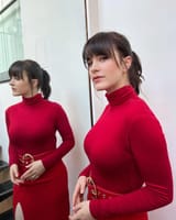 Rachel in red