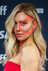 Vanessa_Kirby_at_the_2024_Toronto_International_Film_Festival_08_(Cropped)~2
