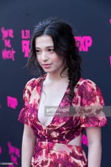 mikey-madison-arrives-for-the-premiere-of-fxxs-youre-the